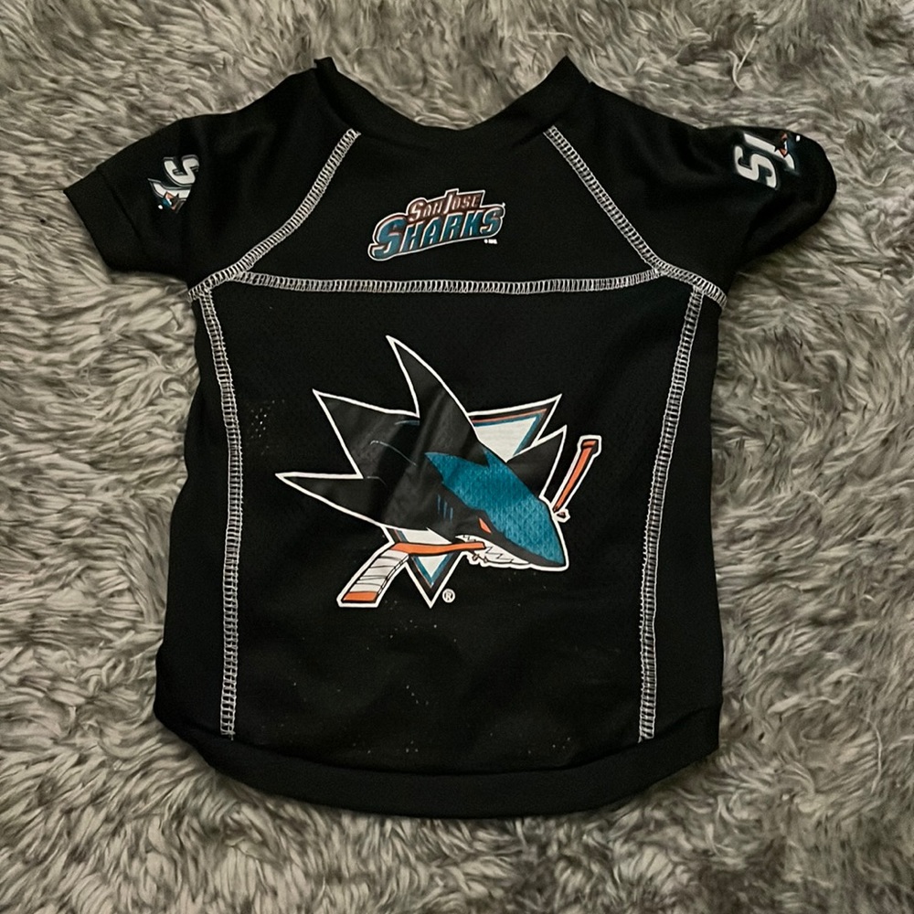 New never worn Large Licensed San Jose Sharks Pet Jersey!